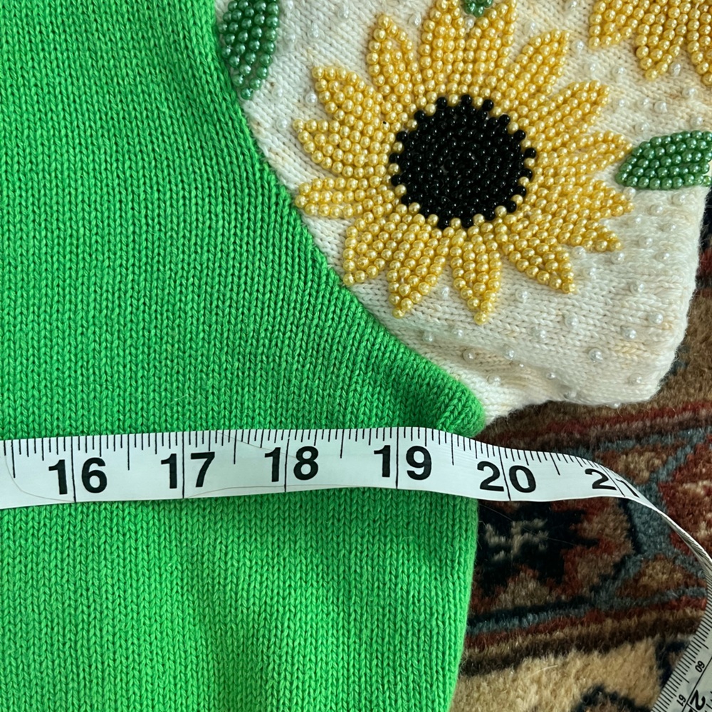 Vintage knit top button down sunflowers beaded green yellow crop blouse M - Picture 7 of 12